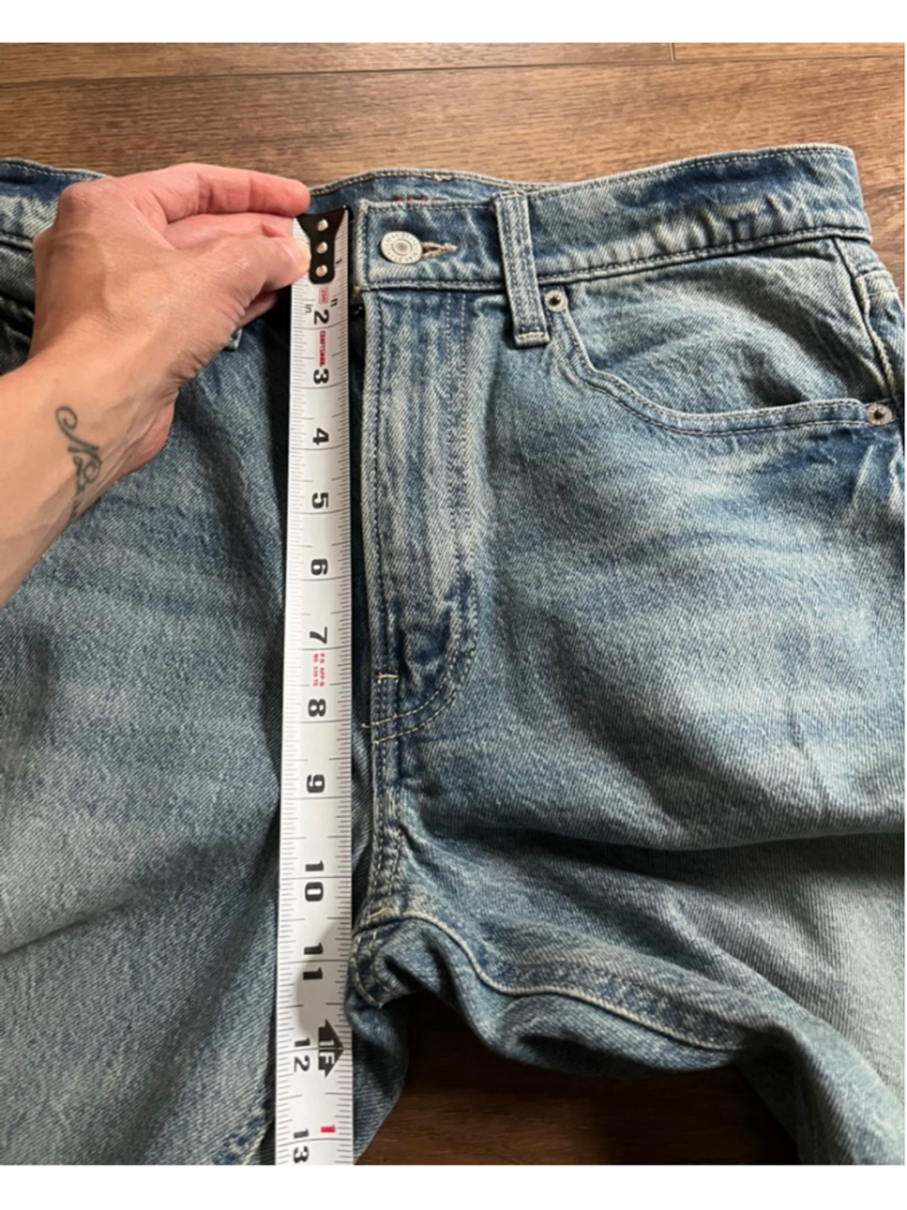 Lucky Brand boy mid rise relaxed straight jeans size 4 - Picture 5 of 9